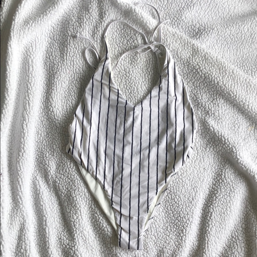 Billabong One Piece